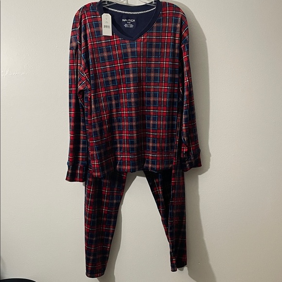Nautica Other - Nautica Women's 2 Piece Fleece Pajama Sleepwear Set Red Plaid M /Z11